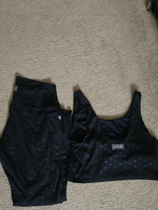 DIXXON Other - Dixxon Black Sports Bra and Leggings Set